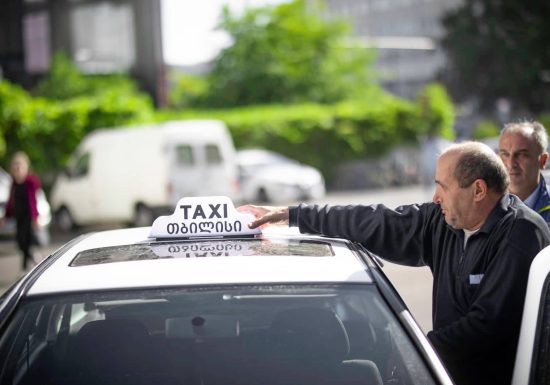 Обов'язкові ліцензії на таксі в Грузії