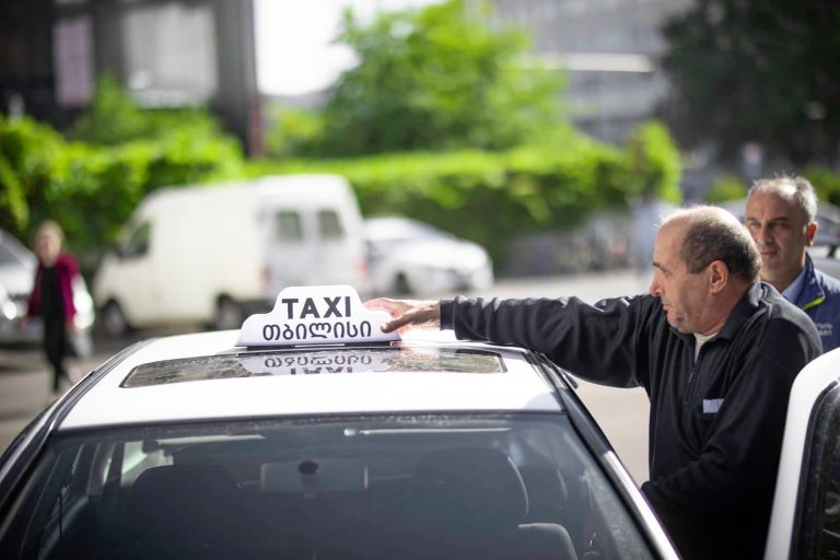 Обязательные лицензии для такси в Грузии